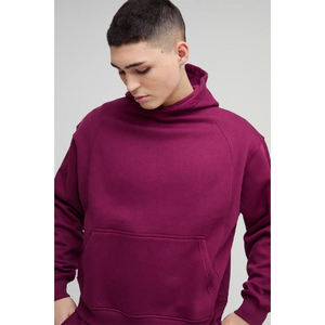 Conjunto deportivo personalizado para hombre de poliéster, top y pantalón, de alta calidad. - Product Image 3