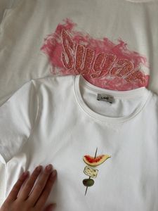 Camiseta de Manga Larga de Algodón Blanco a Bajo Precio para Mujer, Cuello Redondo, Parche de Pez con Cuentas, Bordado Hecho a Mano, Regalo Deportivo de Alta Calidad - Product Image 2