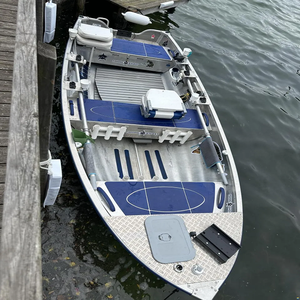 Bateaux de pêche L-i-n-d-e-r 440 de qualité export - Product Image 1