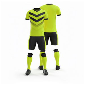 Uniformes de football en sublimation en gros |   Tailles pour hommes, femmes et jeunes |   Vêtements de sport légers à séchage rapide en gros - Product Image 5