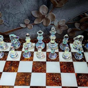 Échiquier sportif artistique en résine fait main Belladec avec résine époxy de haute qualité et des motifs classiques - Product Image 5