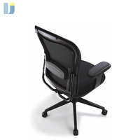 Chaise moderne ergonomique en maille pour visiteurs de bureau à mi-dossier avec siège confortable en mousse PU