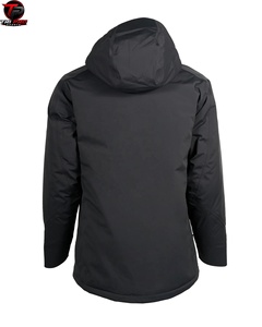 Veste d'hiver noire haut de gamme en softshell imperméable pour l'extérieur, fermeture intégrale sur le devant, deux poches verticales sur la poitrine, ajustable, pour la chasse - Product Image 6