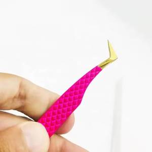 Pinzas de Precisión para Pestañas de Color Rosa, Acero Inoxidable, Punta Suave, Empaquetado en Caja - Product Image 4