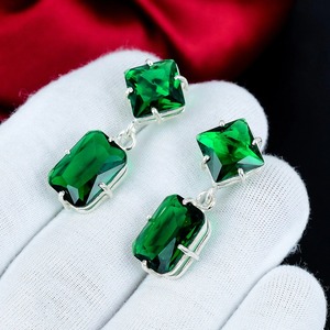 Pendientes de Turmalina Verde en Plata de Ley 925, Pendientes con Piedras Preciosas Verdes Naturales, Pendientes de Plata Hechos a Mano, Pendientes para Mujer, Regalo - Product Image 5