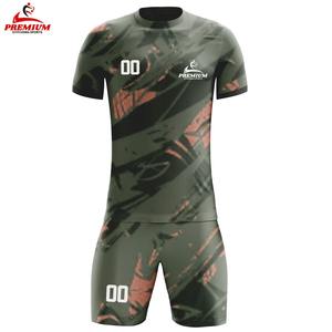 Uniforme de football de qualité supérieure 100% polyester, anti-rides, manches courtes, produit le plus populaire pour hommes, vêtements de sport durables - Product Image 2