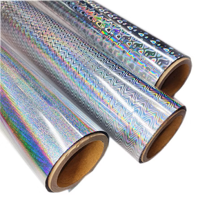 Film holographique personnalisé pour l'impression d'emballages, effet arc-en-ciel, film PET irisé en rouleau pour étiquettes, autocollants, bricolage, artisanat, vente en gros - Product Image 4
