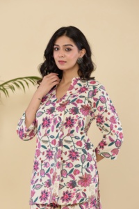 Offre Spéciale : Ensemble Coordonné en Coton Imprimé Motif Imperial Discharge, Tissu Doux, Deux Pièces pour l'Été, Disponible en Gros - Product Image 5