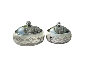 Ensemble exclusif de deux casseroles en métal faites à la main, idéales pour le ramadan et le réchauffement des aliments. - Product Image 6
