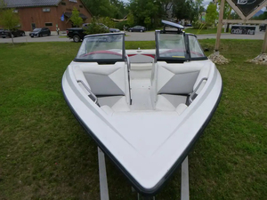 Bateaux T-i-g-e Z-1 de haute qualité de 2010 disponibles au prix usine - Product Image 4