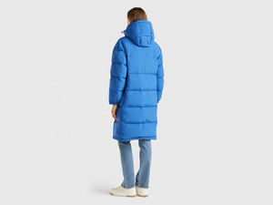 Veste longue matelassée pour femme, haut de gamme, imperméable, isolante, épaisse, à capuche, élégante, pour l'extérieur, de la marque Solid Trader - Product Image 3