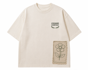 T-shirt en coton surdimensionné pour homme, manches courtes, col rond, motif floral brodé, design artisanal, logo sur le devant - Product Image 1
