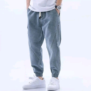 Pantalon en jean Flex Mode pour homme qui se déplace facilement. Démarquez-vous. Vibes maximales à chaque pas. Conçu pour le mouvement, stylisé pour attirer l'attention. - Product Image 3