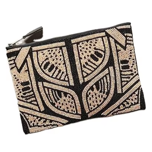 Monedero compacto bordado con cuentas para niñas, monedero con cuentas de semillas para mujeres de MD HANDICRAFTS - Product Image 1