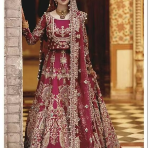 Nuevo y Elegante Koti de Novia con Lehenga, Adornado con Cuentas de Cristal y Piedras, Diseño de Alta Costura para Bodas y Fiestas, Atuendo Étnico para Mujer - Product Image 6