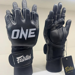 Best Quality Pro Leather MMA Gloves Custom Made Fairtex Grappling Gloves Premium Manufacturer's Martial Arts and Boxing Gear - Product Image 1