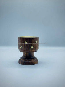 Brûleur d'encens en bois d'acacia de haute qualité, design en laiton, usage religieux, 7,5x7,5x9cm, 100% naturel, toutes saisons, fabriqué en Inde, marque BMS - Product Image 3
