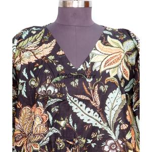 Caftán Maxi Floral de Algodón Indio Ecológico, Vestido Casual de Playa, Ropa de Dormir con Plumas y Cintura Natural - Product Image 3