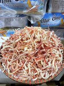 Prix d'usine Calamars déchiquetés cuits à la vapeur au lait de coco, snack de fruits de mer assaisonnés, mèches de calamars déchiquetés moelleux prêtes à servir, Vietnam - Product Image 5