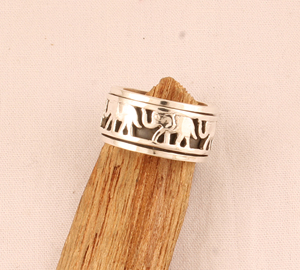 Wholesale Lucky Elephant Band <b>Ring</b> 925 Sterling Silver Gemstone Bezel Setting Minimalist Stackable <b>Finger</b> <b>Ring</b> Women 2026 - Product Image 5