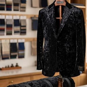 Tissu en polyester de poids moyen, anti-boulochage, brillant, de qualité supérieure, Diamond Crush Velvet, pour la mode haut de gamme - Product Image 4
