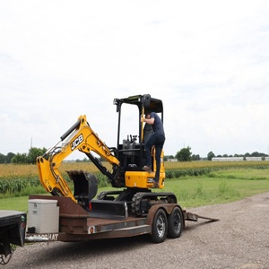 Puissante pelle sur chenilles JCB pour les chantiers de construction, les travaux routiers, les projets utilitaires, l'aménagement paysager et les applications générales de terrassement - Product Image 4