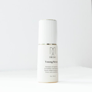Sérum facial Dr. Do Young avec acide hyaluronique et collagène 30 ml - Régénération et raffermissement de la peau pour tous les types de peau - Product Image 3