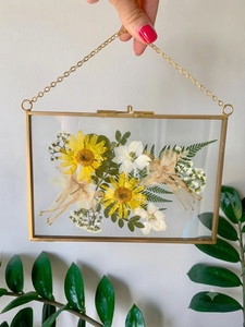 Cadre photo moderne en verre flottant avec cadre en métal doré pour fleurs séchées, décoration de mariage, présentoir de table, cadres décoratifs - Product Image 1