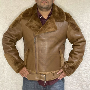 Veste en cuir de mouton sur mesure de qualité supérieure pour homme, veste bomber B3 à capuche chaude pour l'hiver, veste d'aviateur en fourrure de luxe - Product Image 5