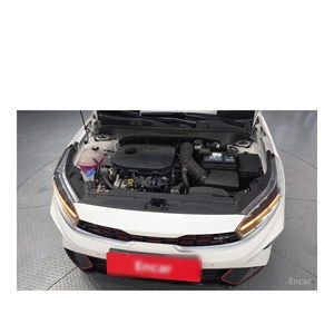 Kia K3 1.6 Turbo GT 5 portes 2023 avec caméra de recul, sièges en cuir, conduite à gauche, 20 477 km - Product Image 6