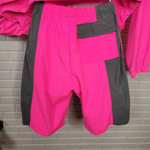 Ensemble de survêtement rose à manches longues avec veste zippée et short à cordon de serrage, séchage rapide, design uni sportif, pour adulte, été, unisexe - Product Image 3