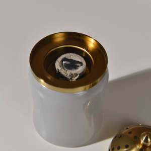 Quemador de incienso Bakhoor de mármol puro decorativo, color blanco natural, al por mayor, con red de acero, quemador de Bakhoor natural. - Product Image 5