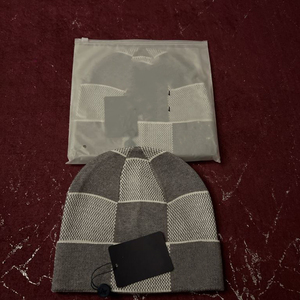 2026 Custom Logo <b>Ski</b> & Daily Use Winter Beanie Hat Embroidered Cotton/Polyester Unisex Adult Knit Beanie - Product Image 3