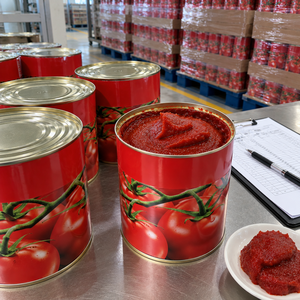 Purée de tomates à 28 % de concentré, conditionnée en boîtes scellées pour les acheteurs d'ingrédients en vrac et les commandes en gros - Product Image 1