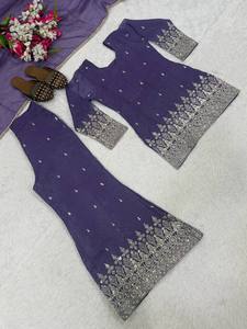 Ensemble Salwar Kameez traditionnel pour femmes en soie violette avec broderie en fil et sequins, Dupatta, séchage rapide, réversible, style indien/pakistanais - Product Image 2