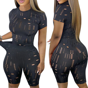 Ensemble 2 pièces short femme noir motif géométrique perforé sportif respirant tricoté en spandex moulant au-dessus du genou tenue d'été - Product Image 2
