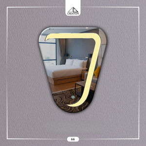 Espejo LED de Pared con Forma Triangular y Doble Color, Diseño Artístico sin Marco, Ecológico y Ligero, Modelo No. DG 210 OS - Product Image 2