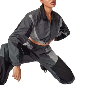 Nuevo Conjunto Corto Personalizado con Logotipo, Conjunto Corto Deportivo Impermeable, Transpirable y de Secado Rápido, Chaqueta Corta Deportiva de Poliéster para Mujer 2027 - Product Image 5