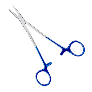 Pinzas Hemostáticas de Carburo de Tungsteno de 5.5 Pulgadas con Insertos Cruzados Serrados, Portaagujas de Acero Inoxidable y Pinzas de Sujeción - Product Image 1