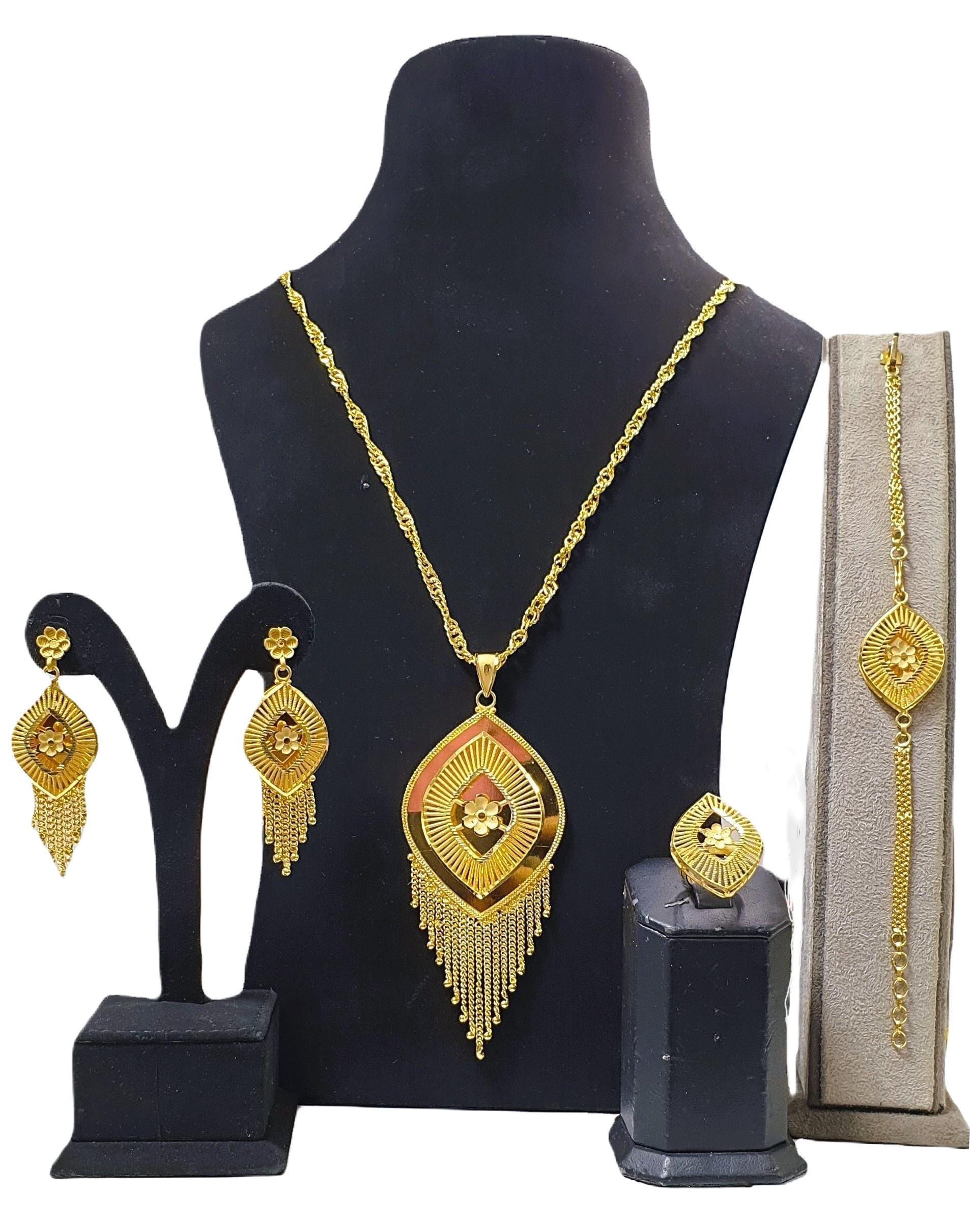 สีเหลือง