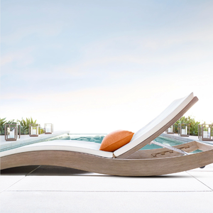 Chaise longue en teck en promotion, style moderne et épuré, idéale pour se détendre sur la plage ou dans le jardin. - Product Image 3
