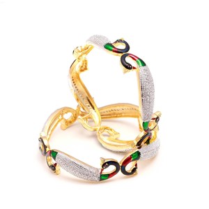 Brazalete de Oro de 22K con Baño de Oro y Circonitas, Diseño de Pavo Real Esmaltado, Joyería Nupcial India Tradicional, Hecho a Mano, Kada, Regalo Festivo para Él - Product Image 1