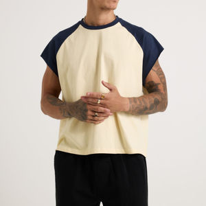 Camiseta Corta Oversize para Hombre, Último Diseño Estampado, Ropa Deportiva Casual de Moda, Camiseta Corta de Algodón y Poliéster para Hombre - Product Image 4