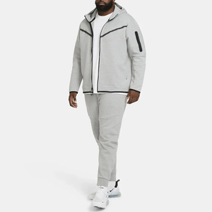 ชุดวอร์มกีฬากลางแจ้งสำหรับผู้ชาย ลดราคาพิเศษ เสื้อแจ็คเก็ตและกางเกง 2 ชิ้น น้ำหนักเบา เหมาะสำหรับออกกำลังกายและฝึกซ้อม MOQ ต่ำ - Product Image 1