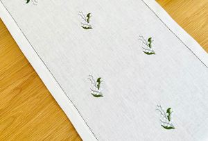 Wholesale Customized White Linen Table <b>Runners</b> Embroidered Lily of the Valley Hemstitch <b>Runner</b> <b>Washable</b> Durable Home Events - Product Image 2