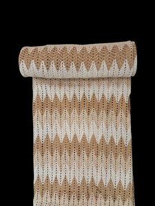 Tela de Yute Tejida a Crochet, Blanca y Beige, Directo de Fábrica, Patrón Chevron, Material de Crochet Suave y Ligero - Product Image 4