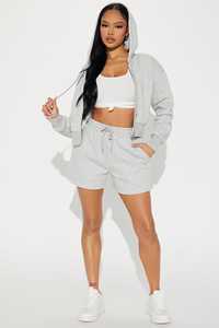 Sudaderas con Capucha de Alta Calidad, Sudaderas Premium Esenciales, Sudaderas de Lujo de Talla Grande, Sudaderas Casuales Holgadas para Hombre y Mujer - Product Image 5