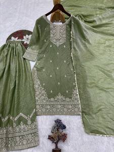 Ensemble Kurta traditionnel indien pakistanais vert pour femmes avec dupatta, tenue ethnique ample, toutes saisons, en coton - Product Image 4