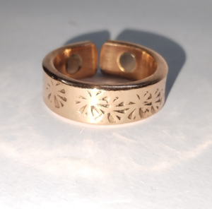 Bague ouverte en cuivre pur, texture écorce d'arbre vintage, surface en cuivre massif, bord plat, bague pour doigt unisexe, ayurvédique, thérapeutique, bio - Product Image 6