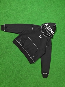 Ensemble survêtement homme streetwear : sweat à capuche brodé effet vieilli et pantalon de survêtement assorti avec coutures inversées sur toute la surface - Product Image 4